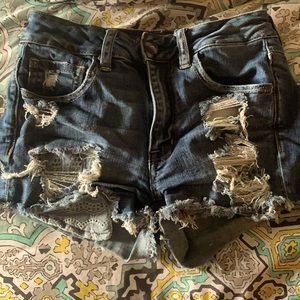 American Eagle Size 2 distressed jean shorts